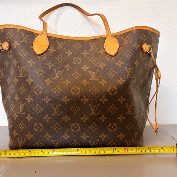Louis Vuitton Neverful MM - Picture 3 of 5